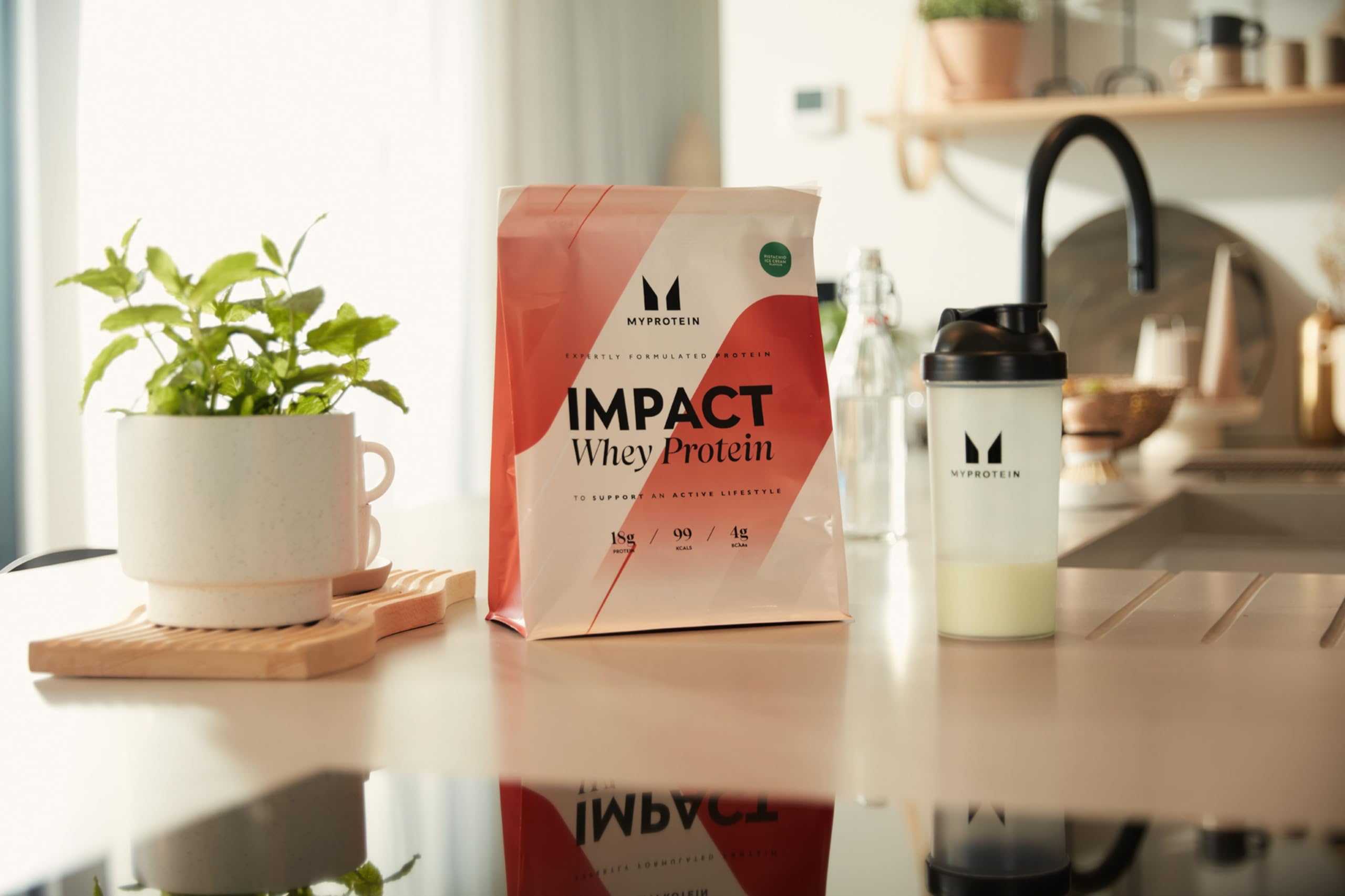 MyProtein Impact Whey Protein 1kg Vanill — Vanilla — Powder view 2