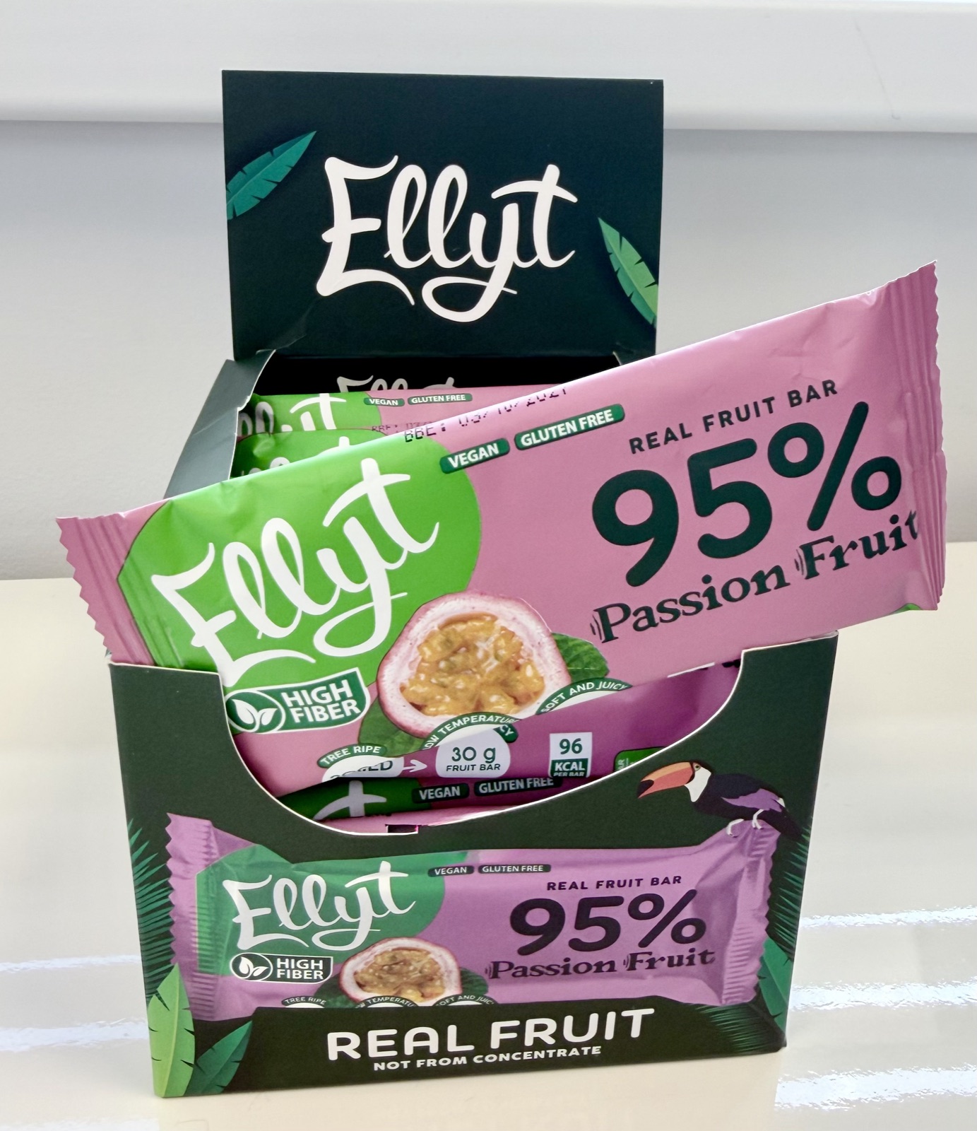 95% passioni puuviljabatoon 30g — Passion-Fruit — Bar view 2