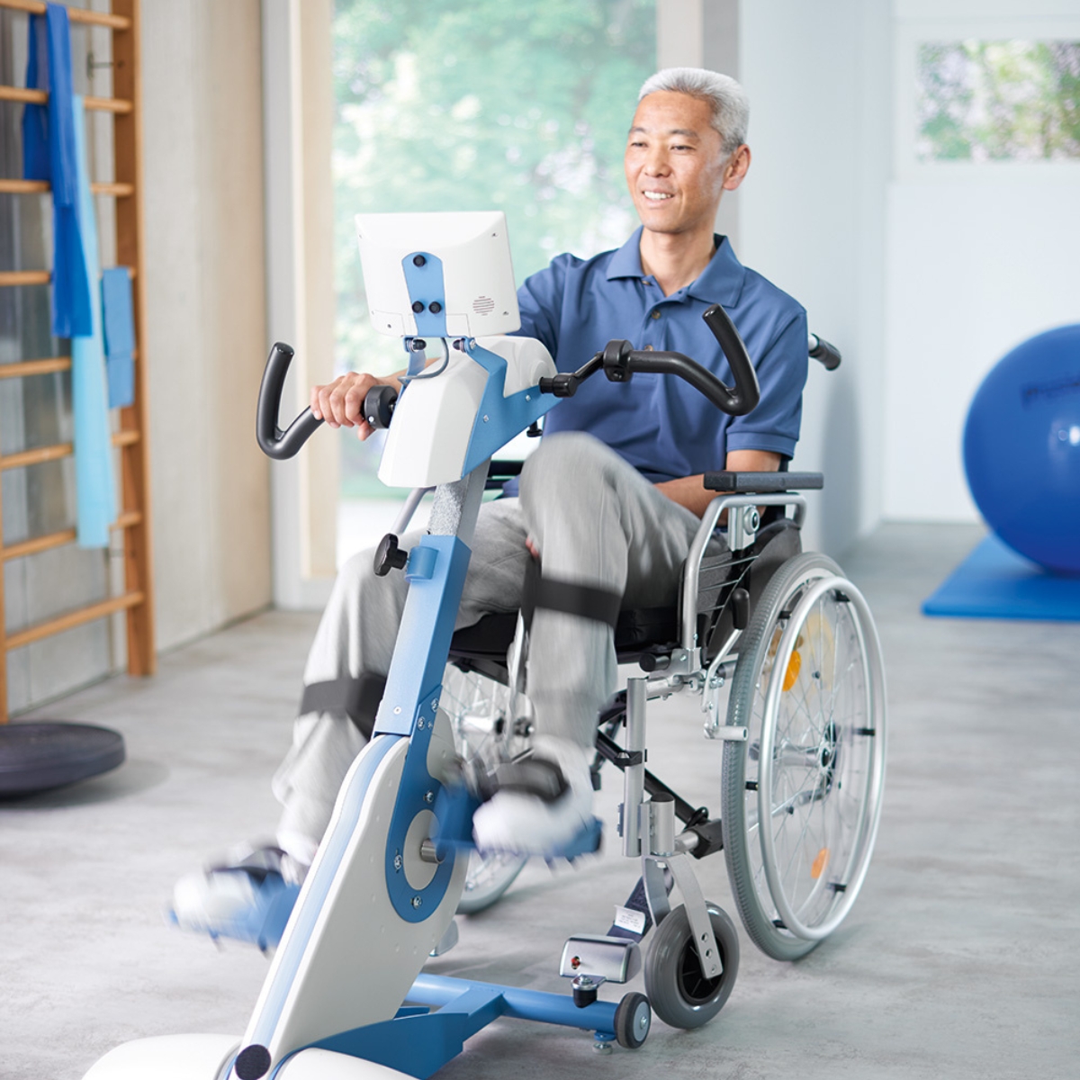 THERA-Trainer tigo 640 üla- ja alajäsemete trenažöör view 2